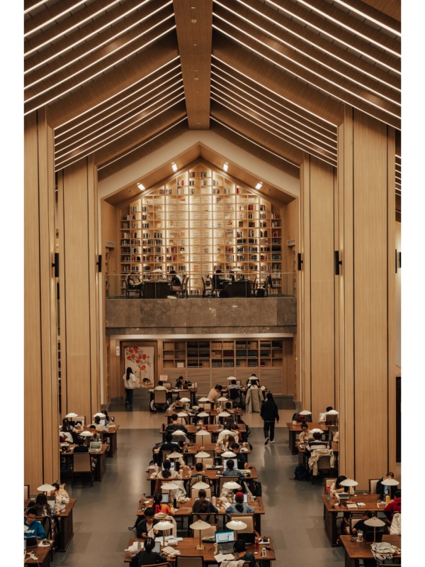 大學(xué)圖書館設(shè)計(jì)