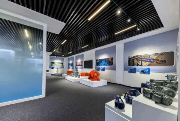 萬(wàn)鑫精工企業(yè)展廳設(shè)計(jì)
